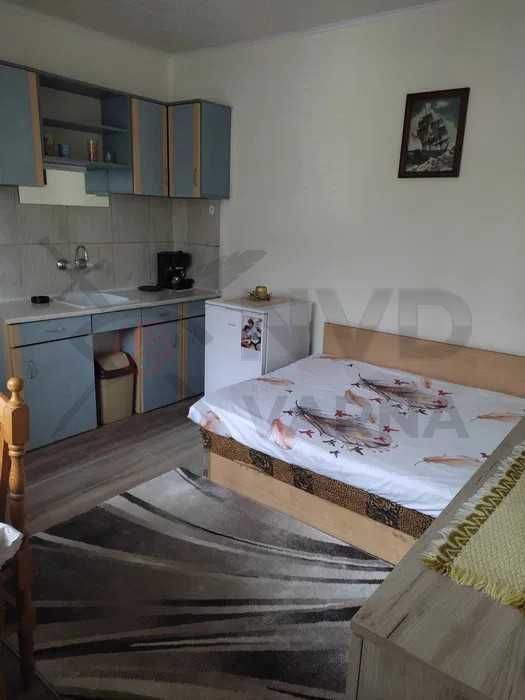 Дава се под наем едностаен апартамент в Колхозен Пазар! 21879332