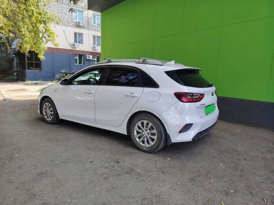 Kia ceed 2019 хэтчбек