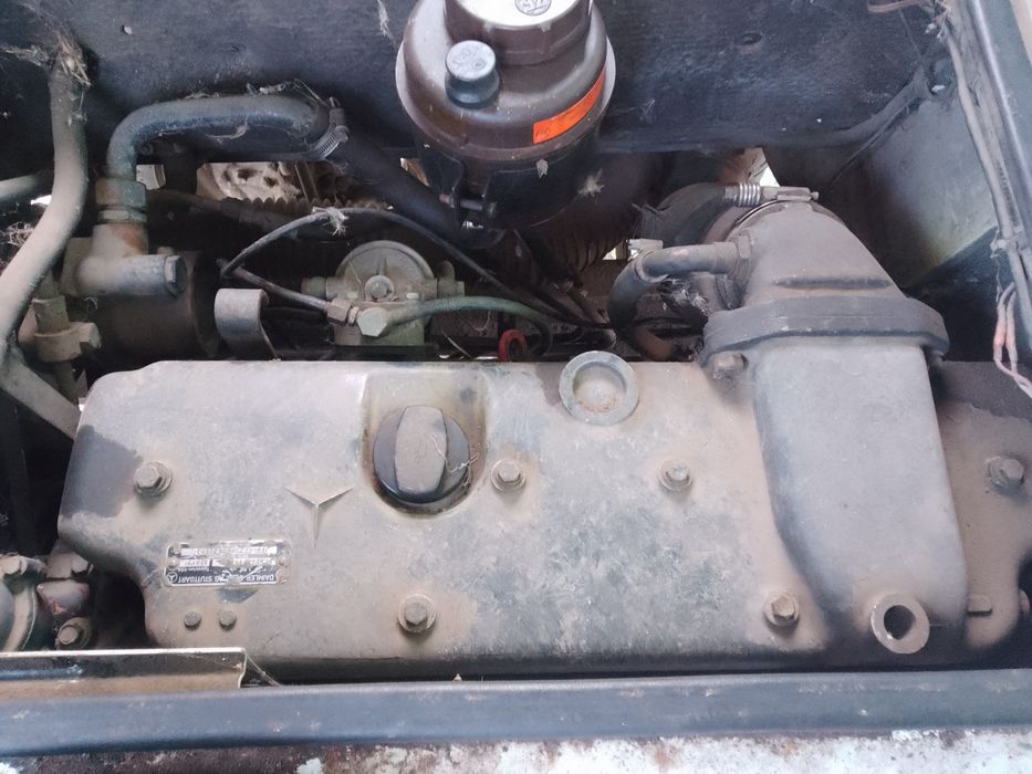 Vând sau dezmembrez Mercedes 813lp