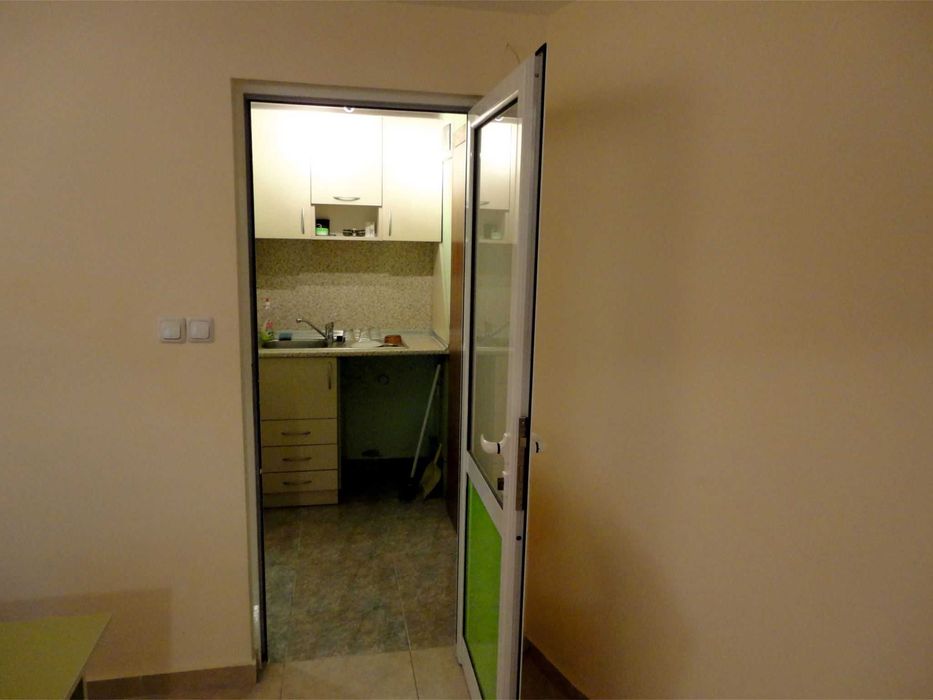 Отдавам апартамент под наем, гр. Варна, едностаен, район ВИНС- 600 лв.