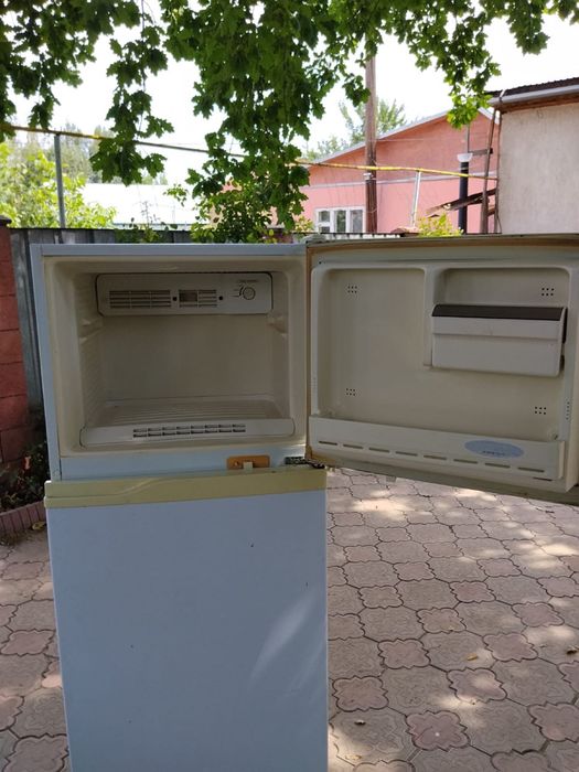 Продам холодильник Samsung