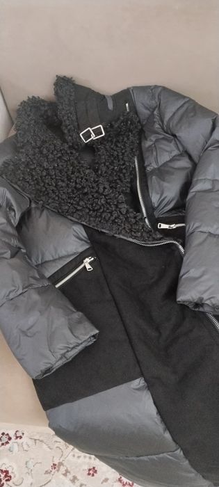 Продам женскую куртку