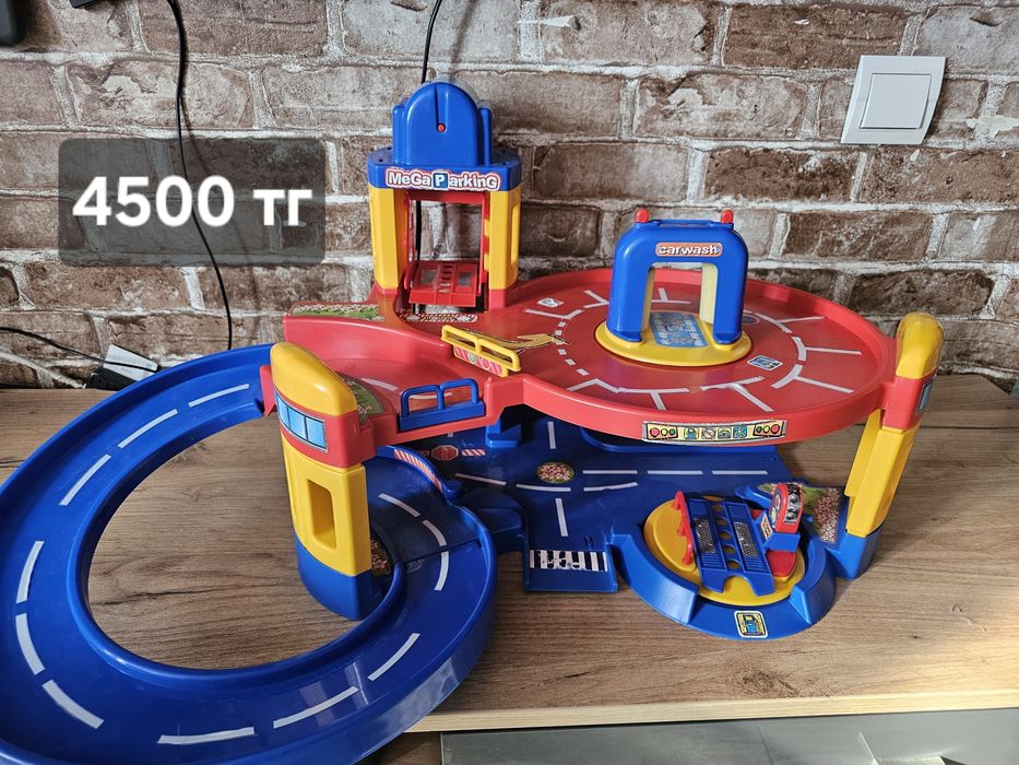 Продам б/у Игрушки