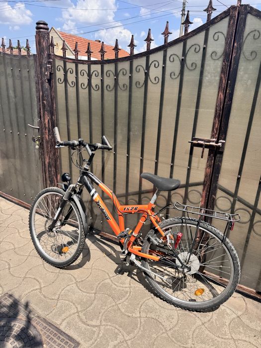 Vand bicicleta yashima fs26 in stare foarte buna.