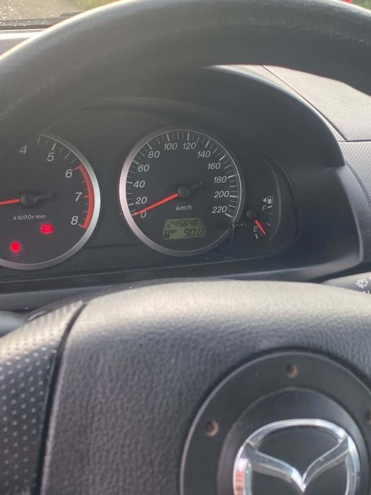 MAZDA 2 2005 — imagine 5