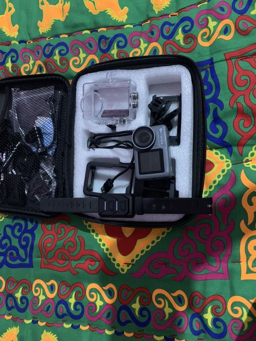 Продам экшн камера новый