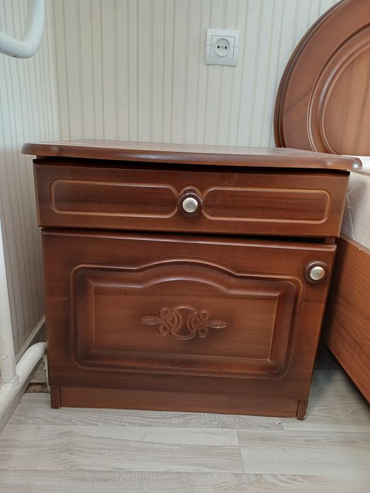 Спальный кровать