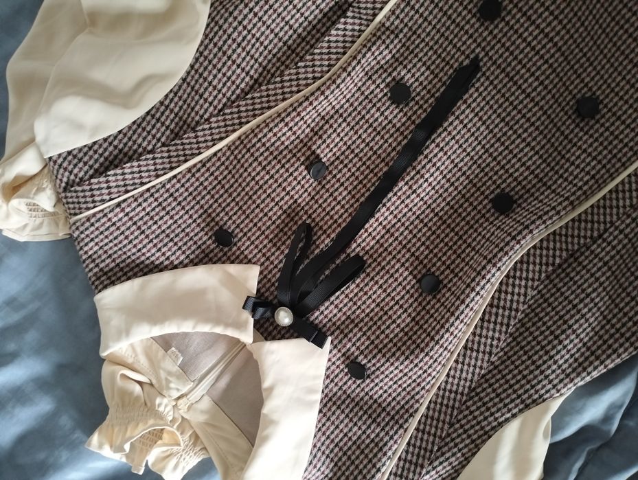 Продам платье  46 размер