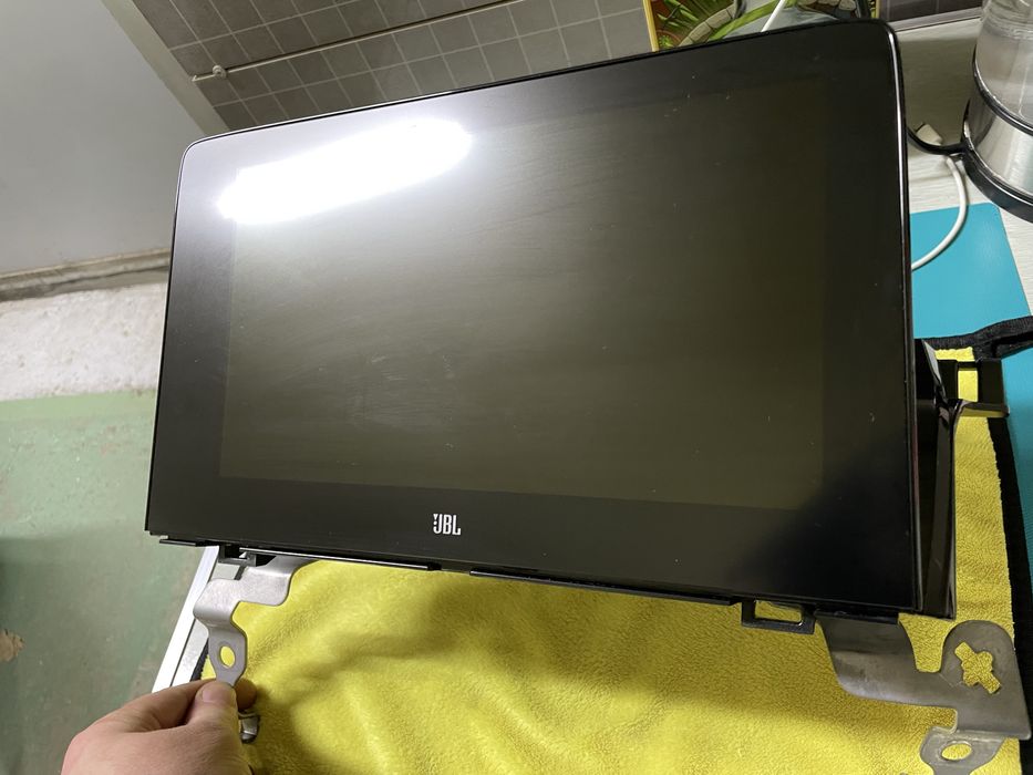 Магнитолла JBL Камри 75