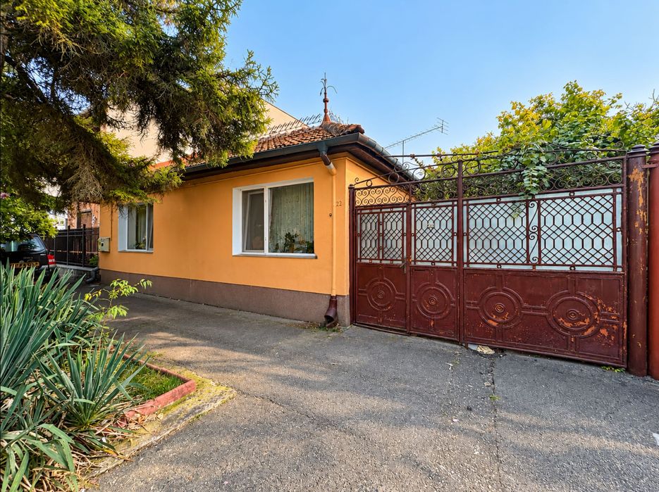 Casa de vanzare Deva, teren 600 mp