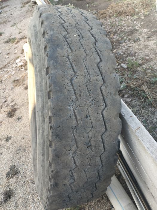 Шина 12R20 бу Triangel