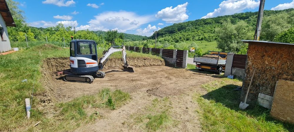 Inchiriez miniexcavator/ Vand balastru nisip pamant