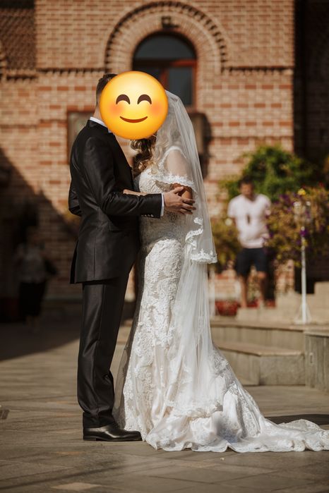 Vand rochie mireasa