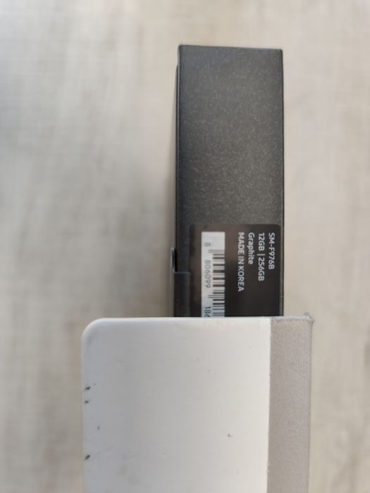 Налични! Samsung Galaxy Z Fold 8 Ultra 5G 256GB Graphite, Cream, Violet Shadow 2г. Гаранция!