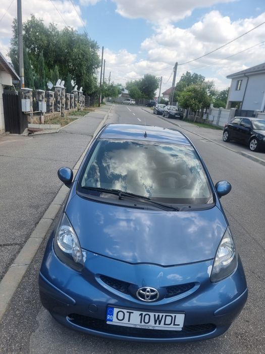 Proprietar vând urgent Toyota Aygo 998 cc