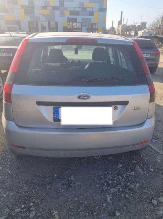 FORD Fiesta 2004 — imagine 3