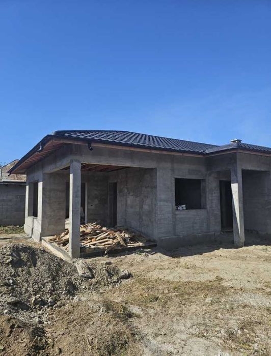 De vânzare sau schimb cu apartament – Casă renovată în Cordun