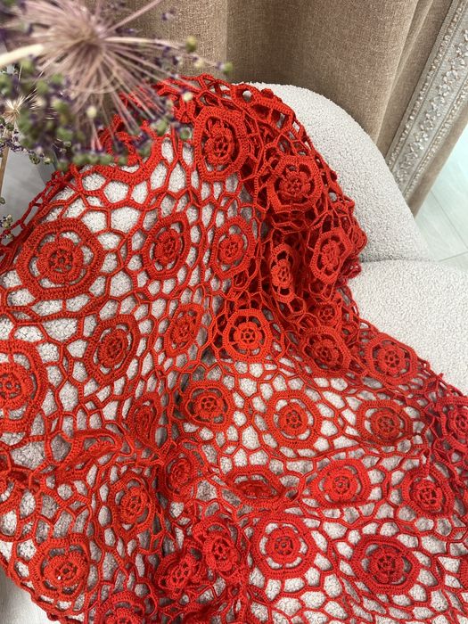 Шаль вязанная,полушерсть