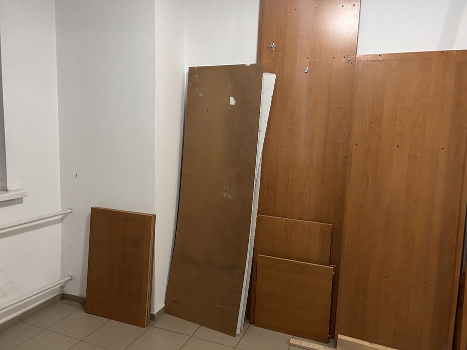 Отдам бесплатно мебельщикам