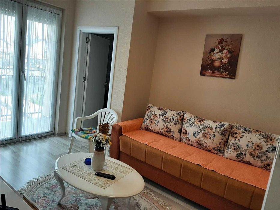 Двустаен имот в кв.Овча купел 1