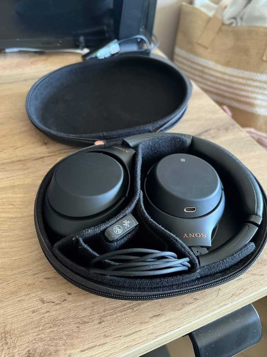 Слушалки Sony WH1000XM3 с Noise Cancelling,Bluetooth + ПОДАРЪК