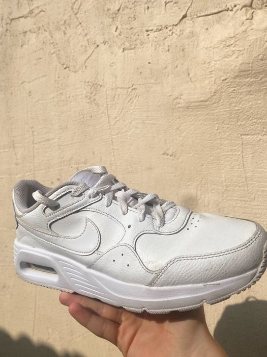 Продавам NIKE Обувки AIR MAX SC LEA
160 лв