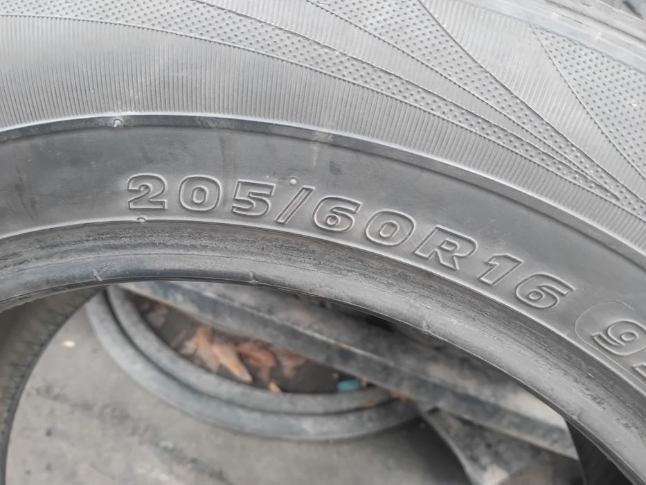 16 balon sotiladi 1ta dona xolati yaxshi aybi yoq