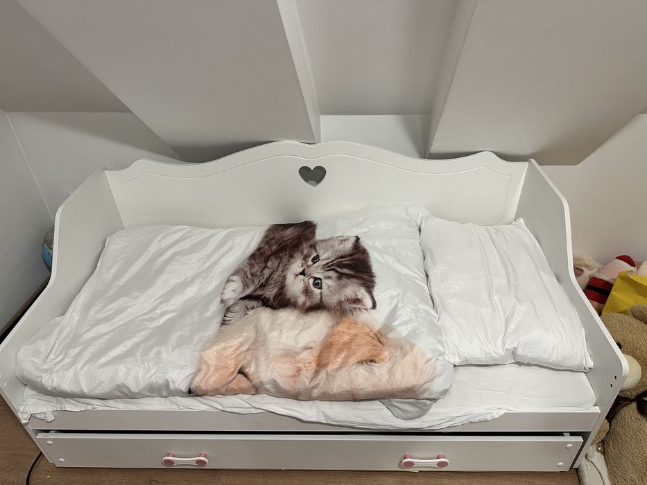 Детско легло 85 х 162 см с чекмедже и декорация