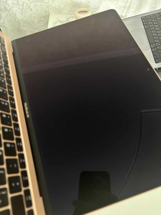 Macbook Air M1 (256Гб)