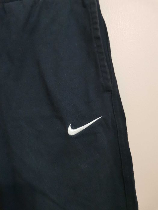 3 броя NIKE Shorts.
