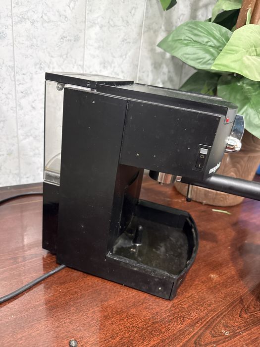 Продам кофемашину