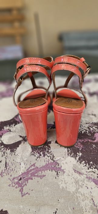 Sandale piele eco lacuita