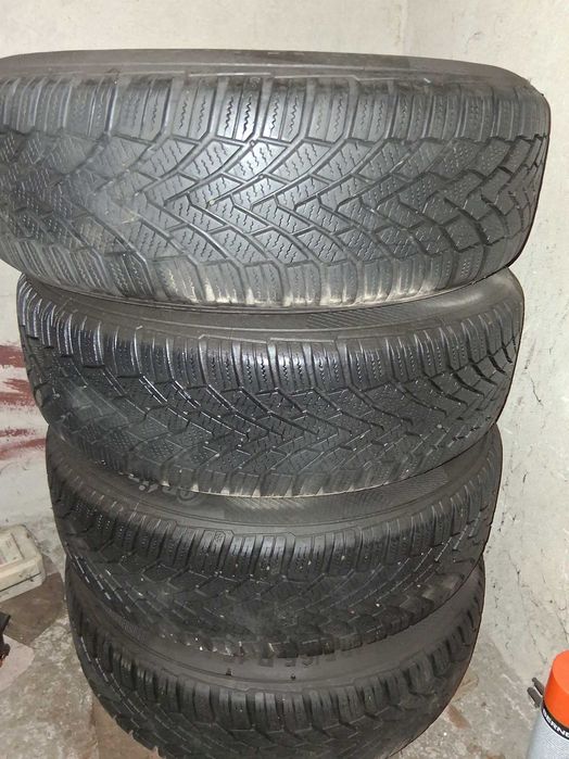 Продавам зимни гуми и джанти