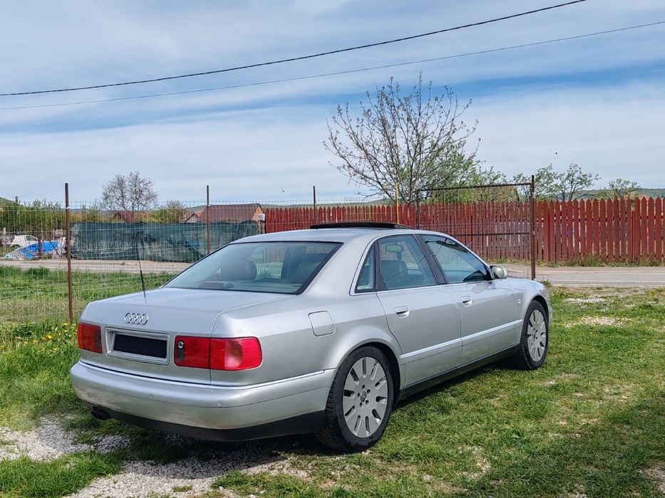 Audi A8 D2 2.8i V6 193cp An 2002