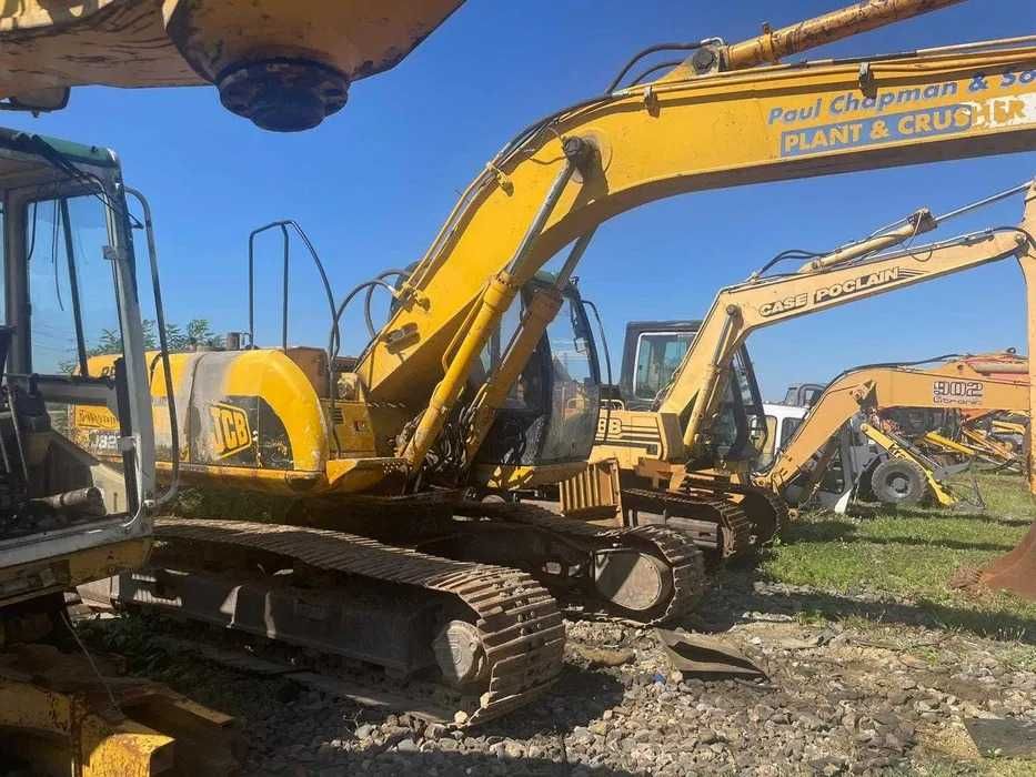 Dezmembrez excavator JCB JS 220 -piese de schimb JCB