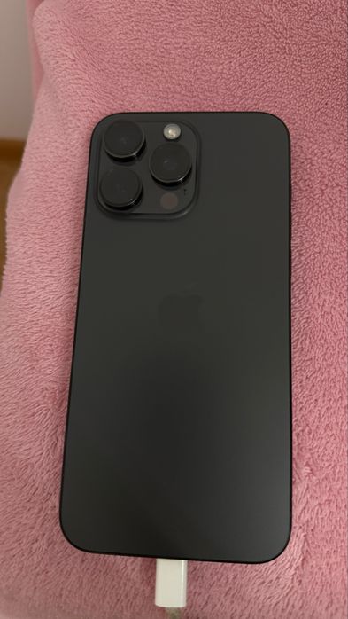 Продам iphone 15 pro max