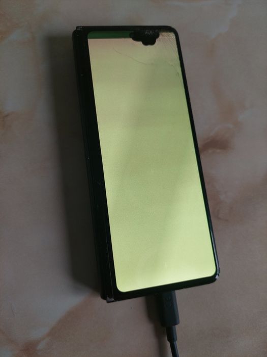 [Fold3] Vând Samsung Galaxy Z Fold 3 5G [pentru piese] //poze reale