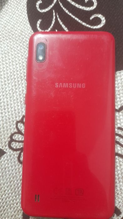 Продам телефон Самсунг А 10