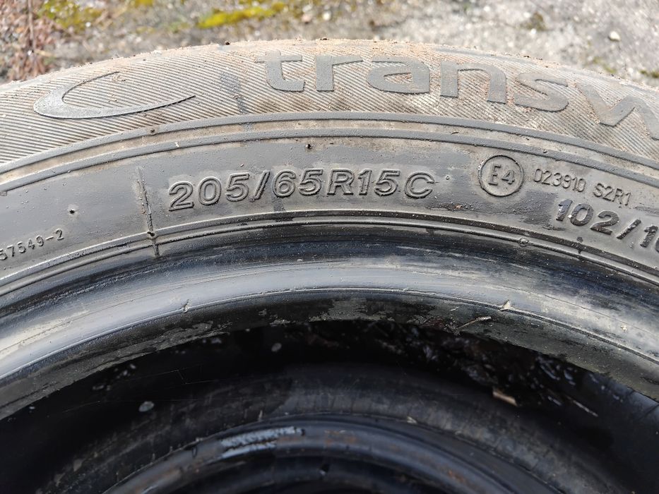Гуми 205 65 15 C Ц Ласа Lassa. Налични са 4 броя - нов внос. Не са нови! Посочената цена е за един брой гума. Без коментар на цената.