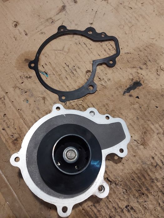Водна помпа Шевролет Каптива , Опел Антара / Chevrolet Captiva ,Opel