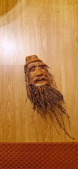 Decorațiune lemn masiv de agățat pe perete