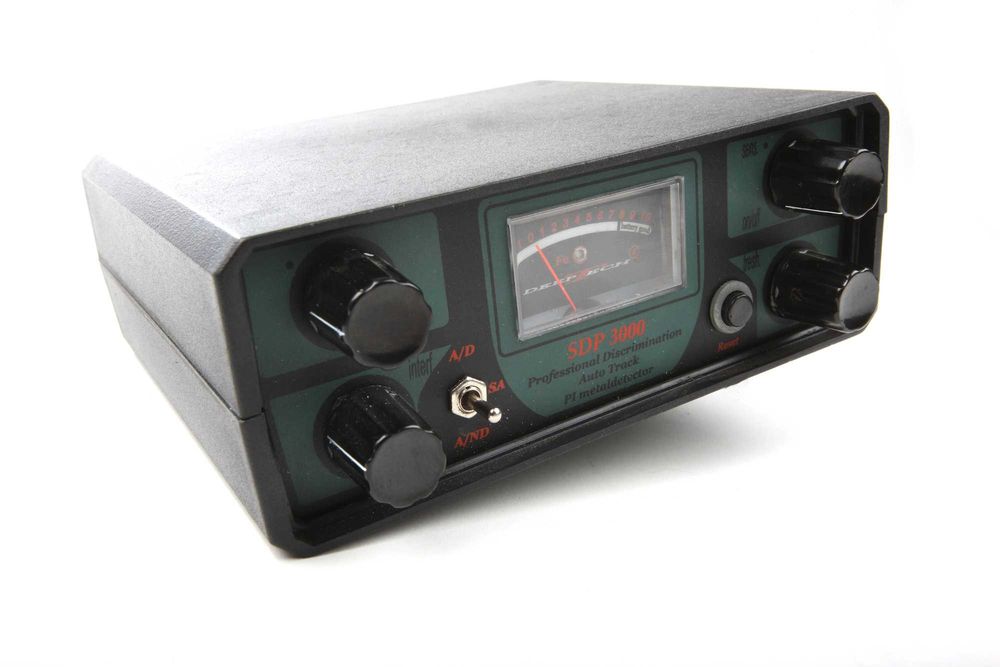 Детектори за дълбочинно търсене