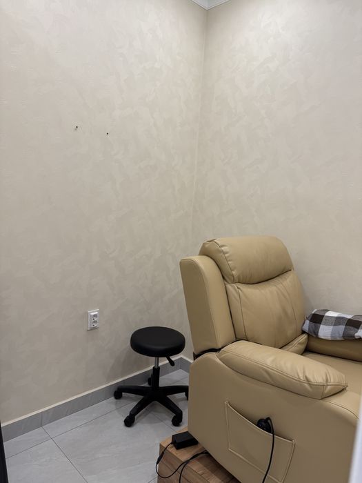 Продаю кресло реклайнер!