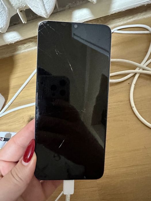 Продам телефон на запчасти