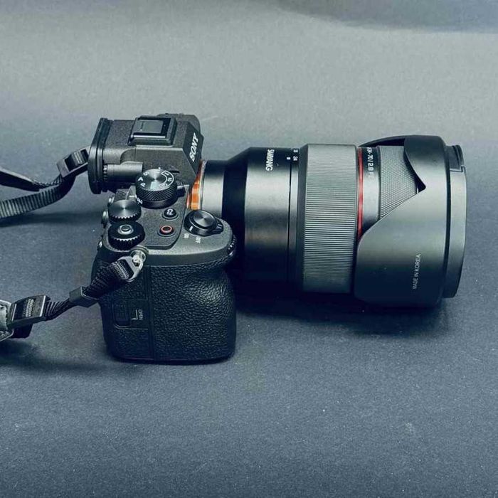 Фотоапарат SONY A7 IV+SAMYANG AF 24-70 / НА 104 КАДЪРА!