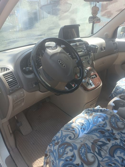 Продам кия карнивал