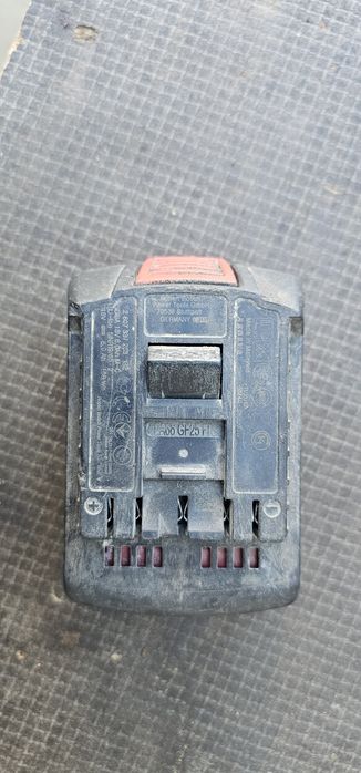 18v 5Ah Bosch professional. Дефект!