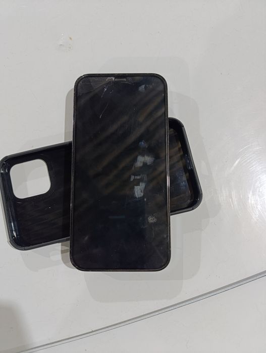 Iphone 12pro xolati ideal karopka bor