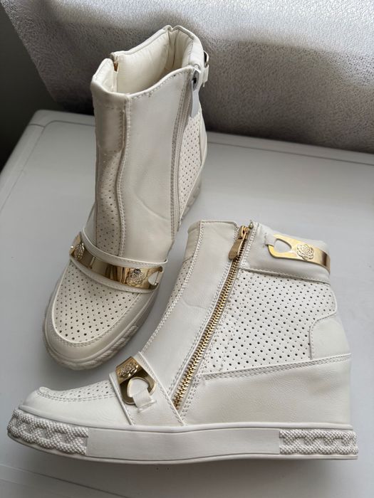 Дамски обувки, боти и ботуши - 38, 39 и 40 номер