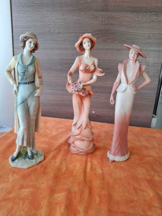 Дами с маркировки .